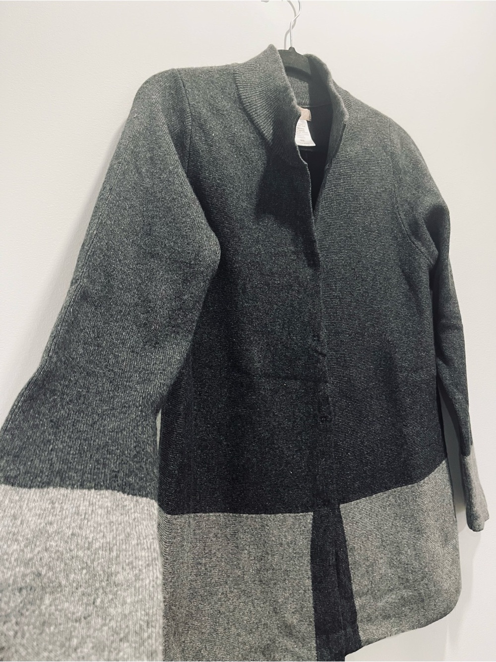Vintage Cashmere Merino Wool Hekla & Co Snap Front Gray Knit Sweater Cardigan M - Picture 4 of 7